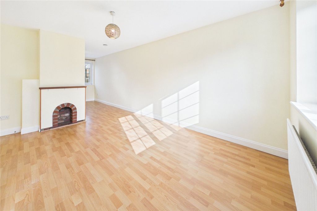 Property photo 2 of 15 Living Room