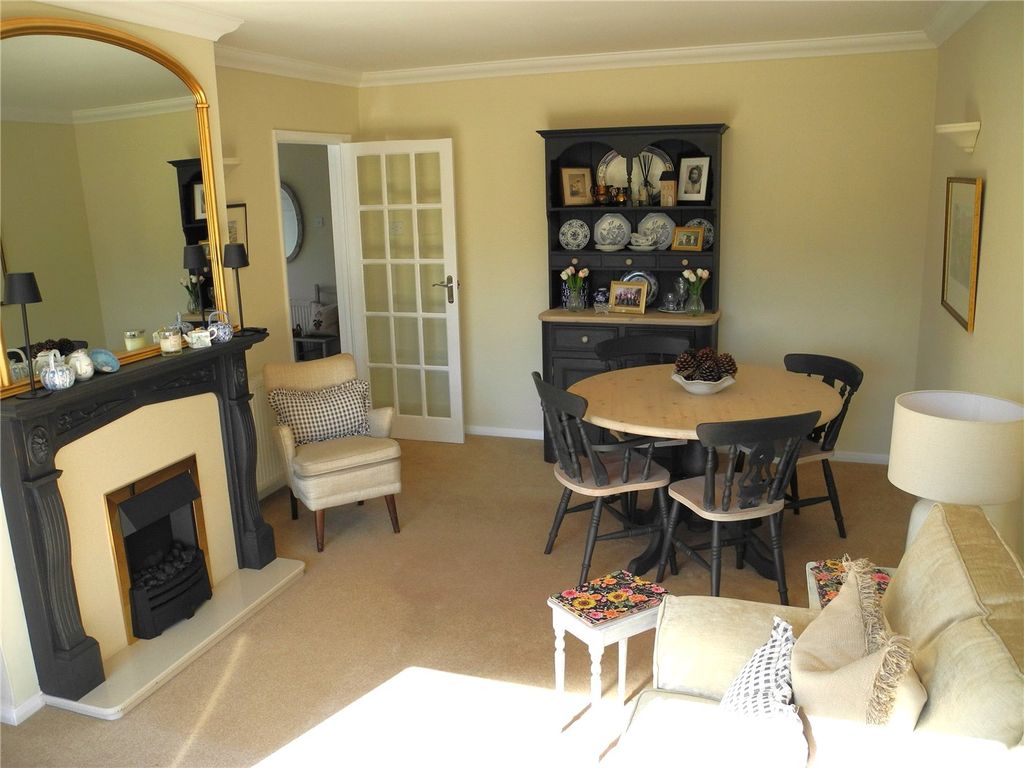 Property photo 2 of 13 Picture No. 14