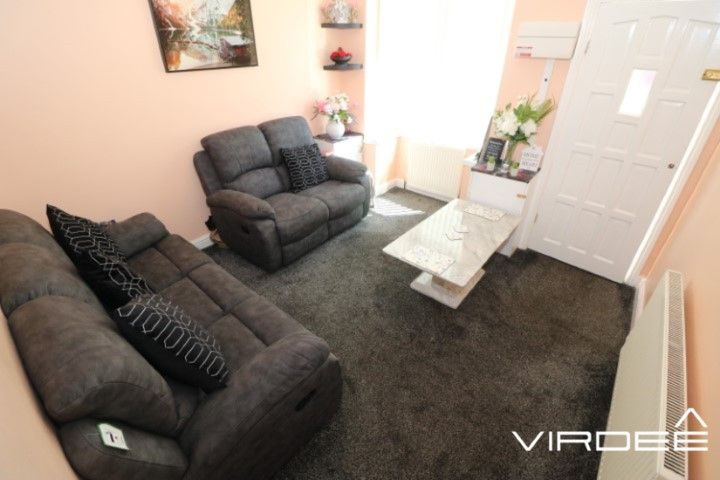 Property photo 3 of 14