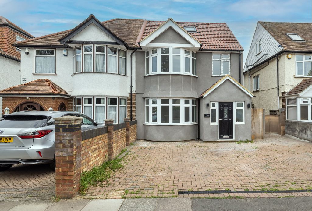 Property photo 1 of 29