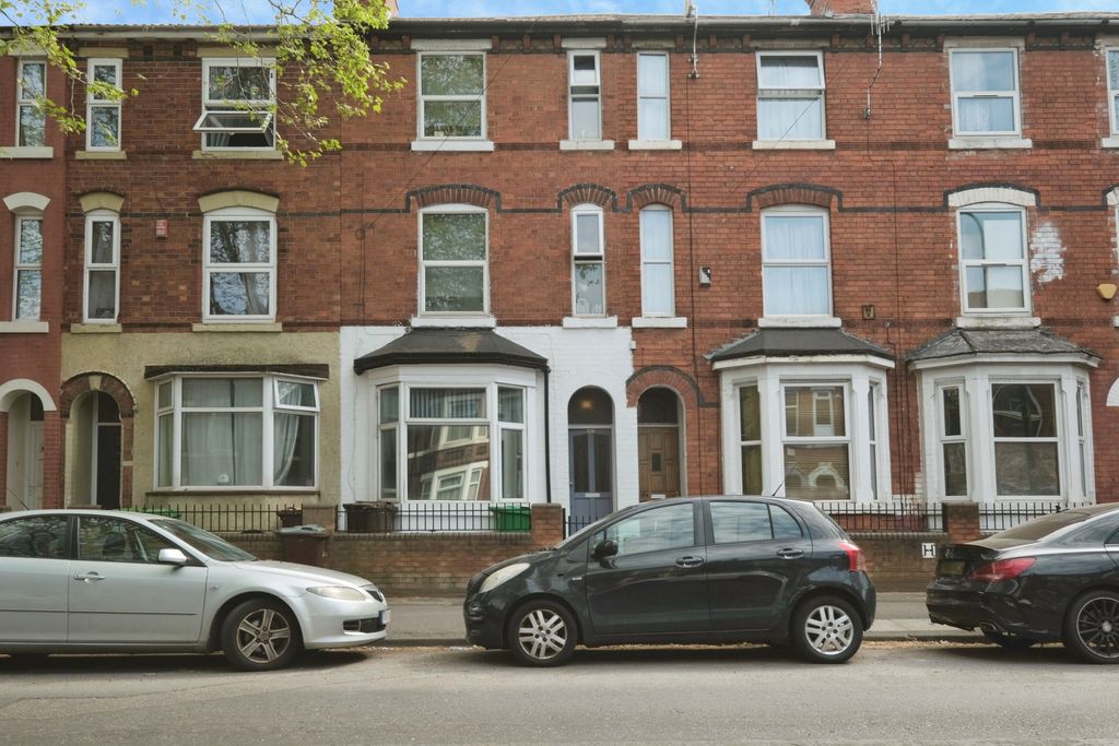 Property photo 1 of 26