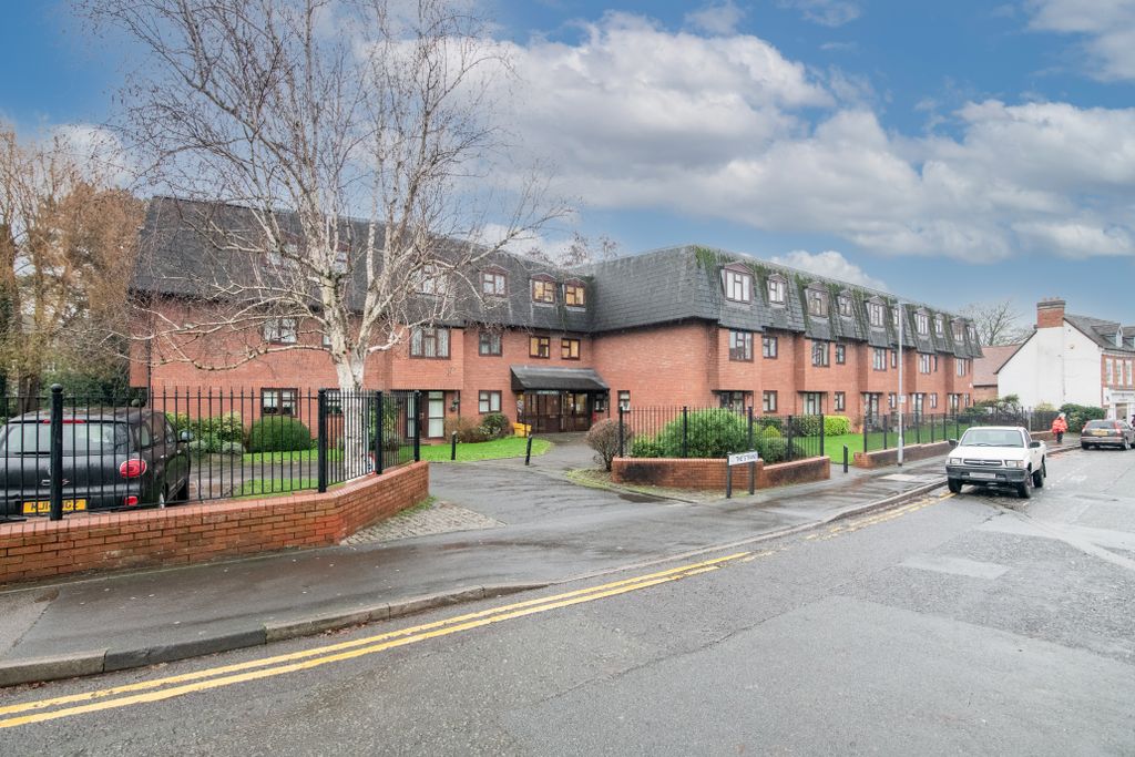 Property photo 1 of 13