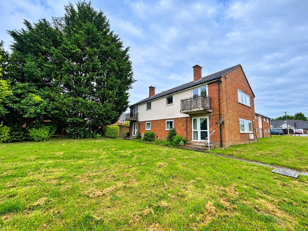 Property photo 1 of 10 Picture No. 12