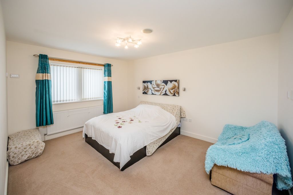 Additional image 18 of 6 bed detached house for saleVilla Gardens, Halifax, West Yorkshire HX3
