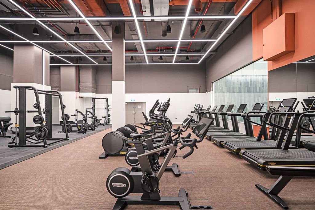 Property photo 2 of 21