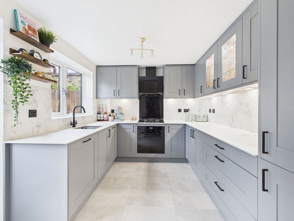 Property photo 3 of 26