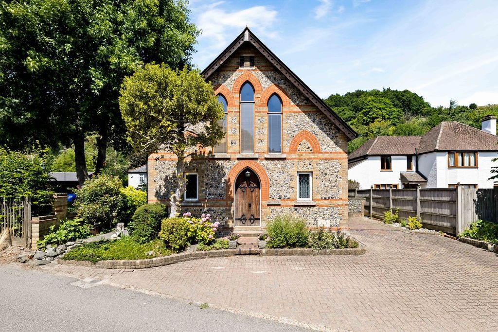 Property photo 1 of 24