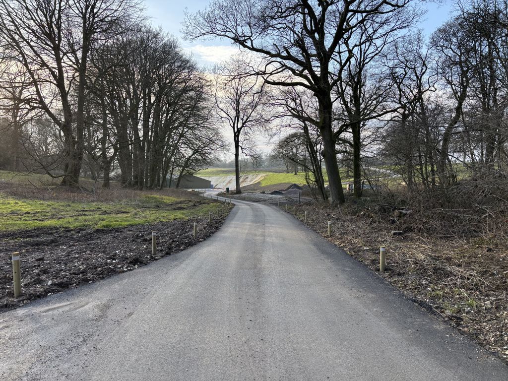 Property photo 3 of 5