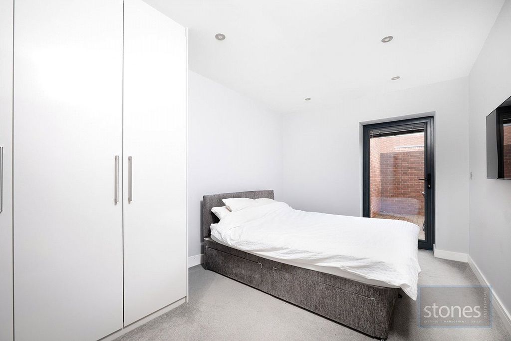 Property photo 3 of 10 Picture No. 06