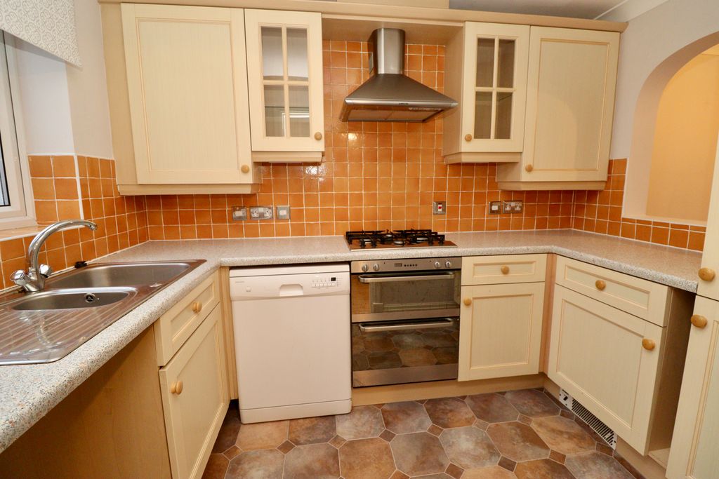 Property photo 3 of 16 Img_5638