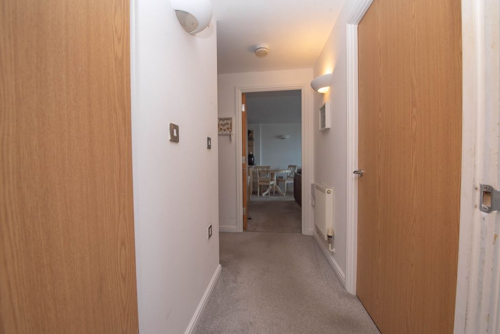 Property photo 2 of 9 Image 1