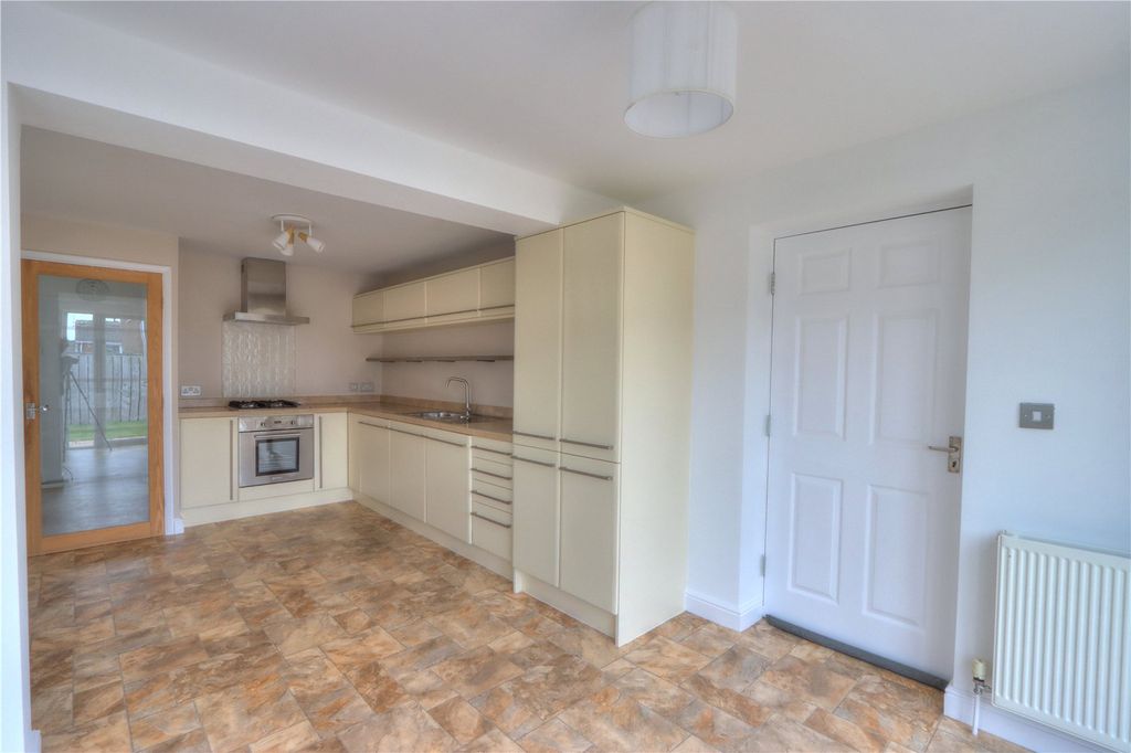 Property photo 2 of 10 Picture No. 06