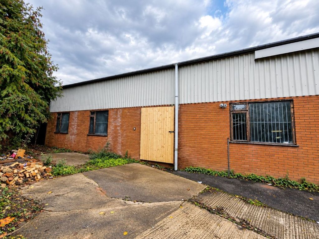 Property photo 1 of 16