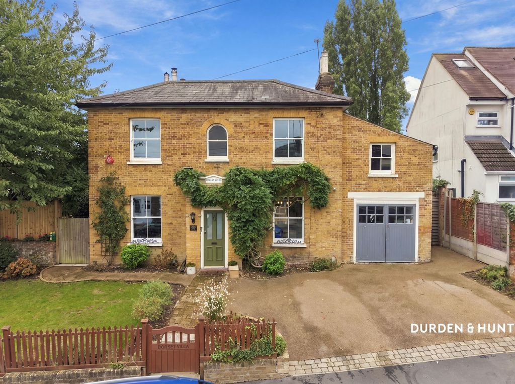 Property photo 1 of 30