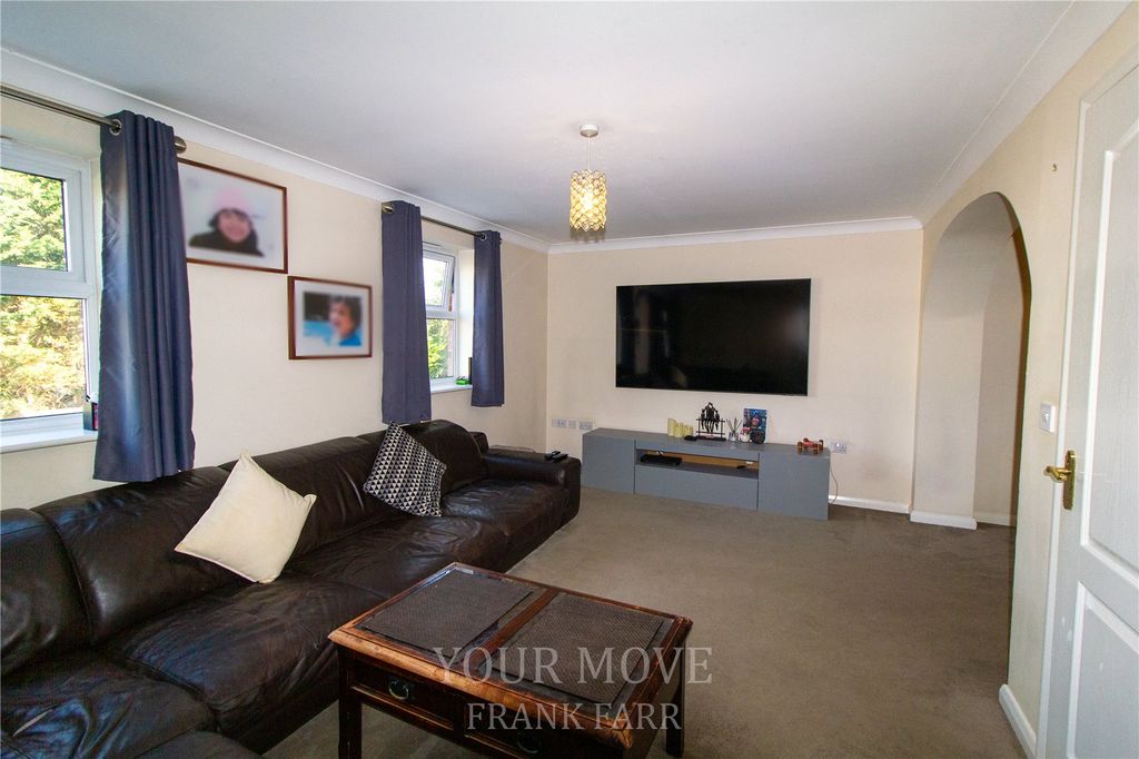 Property photo 2 of 18 Living