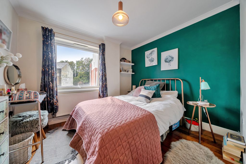 Property photo 3 of 20 1510563-9-6A9Eac2...