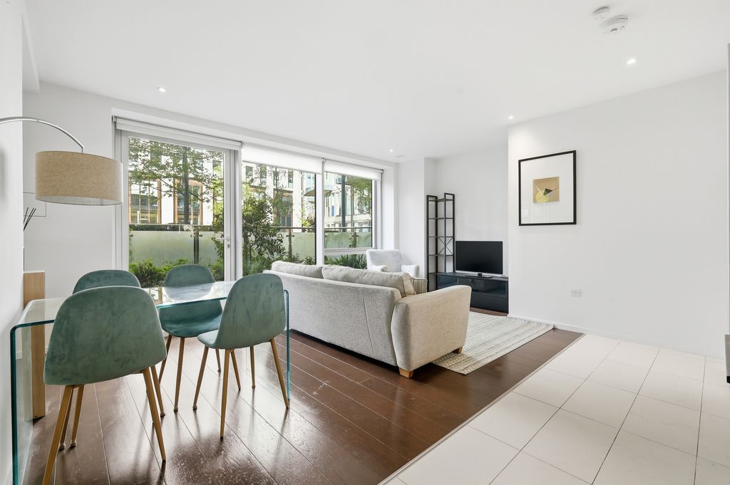 Property photo 2 of 16 Photo 2