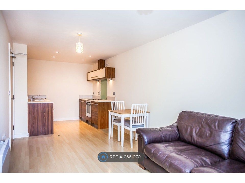 Property photo 3 of 6