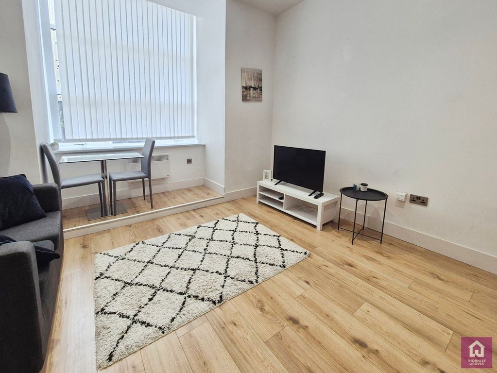 Property photo 2 of 15 Pbox-Img.Jpg
