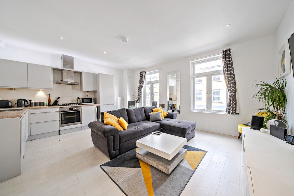 Property photo 3 of 14 Picture No. 19