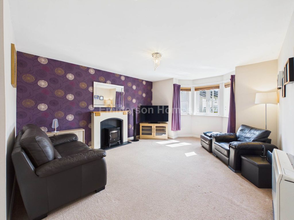 Property photo 2 of 23