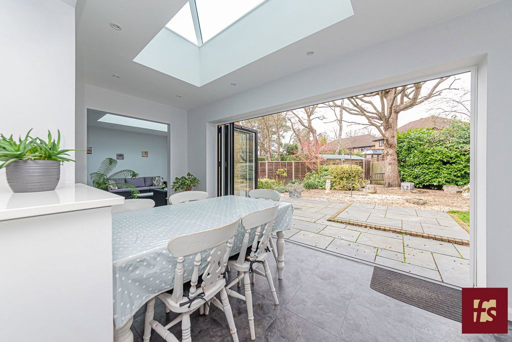 Additional image 8 of 4 bed detached house for saleChaucer Road, Crowthorne, Berkshire RG45