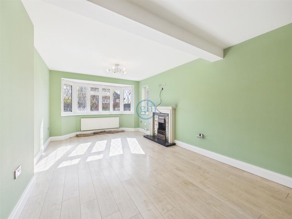 Property photo 1 of 20 Cam05080G0-Pr0329-Still001.Jpg