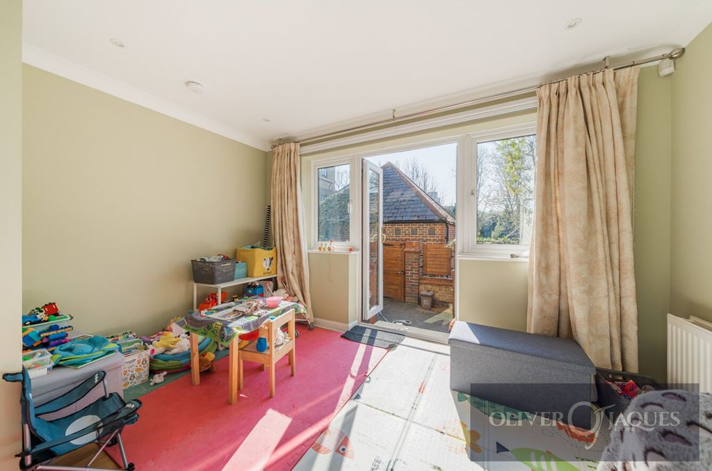 Property photo 3 of 21