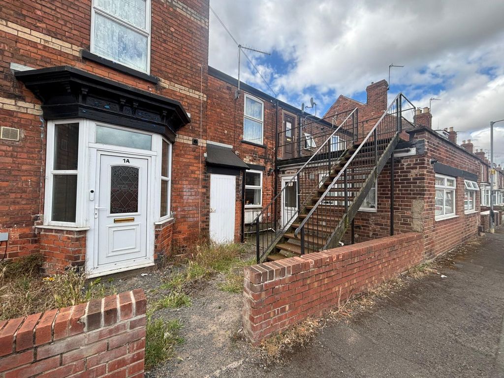 Property photo 1 of 12 63402d2d-Fa2d-4Ac8-Ab76-Fcf2c4704056