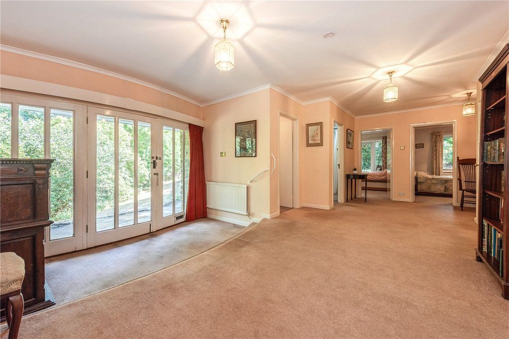 Property photo 2 of 16 Hall