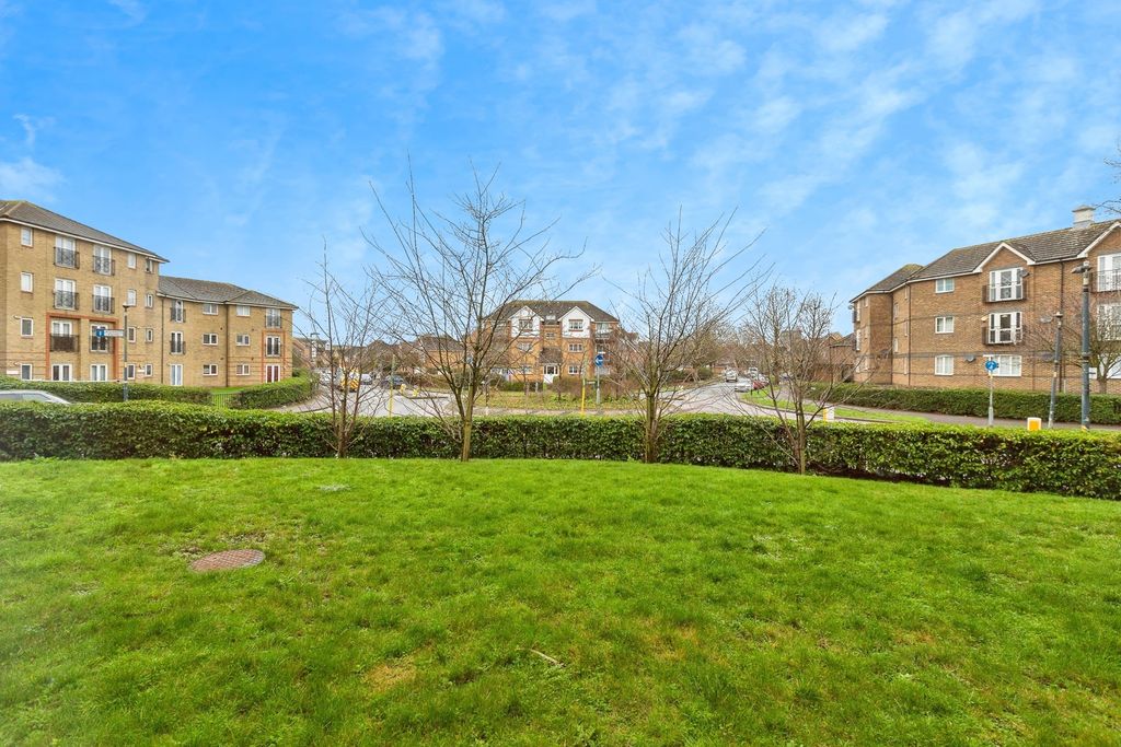 Property photo 2 of 15 Pbox-Img.Jpg