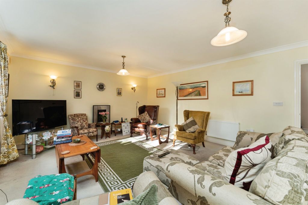 Property photo 3 of 26