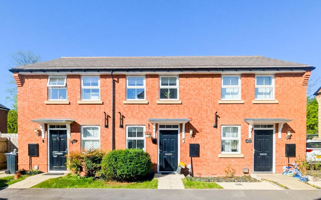 Property photo 1 of 14 Front (Exterior)