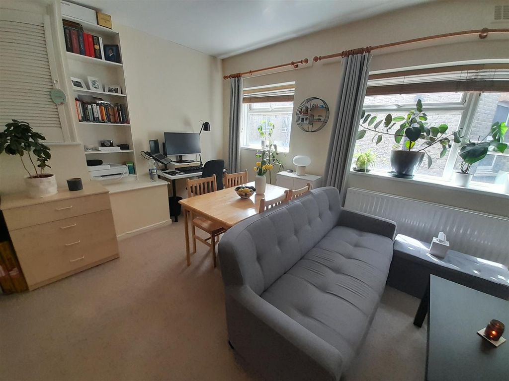 Property photo 3 of 8 4. Living Room 2.Jpg