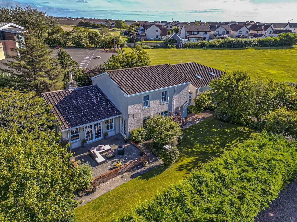 Property photo 1 of 53 Cup1411Seg External.Jpg