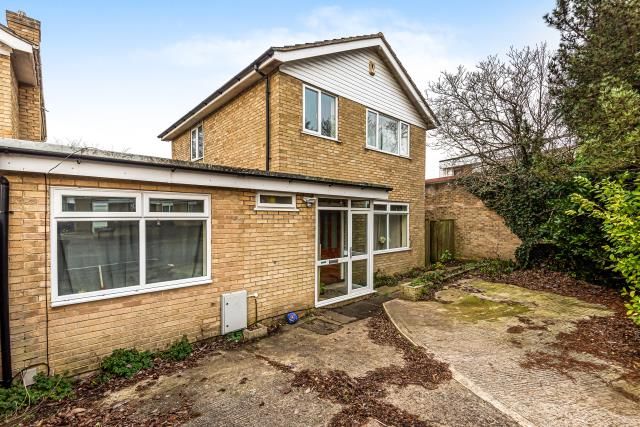 Property photo 1 of 10 Outside View