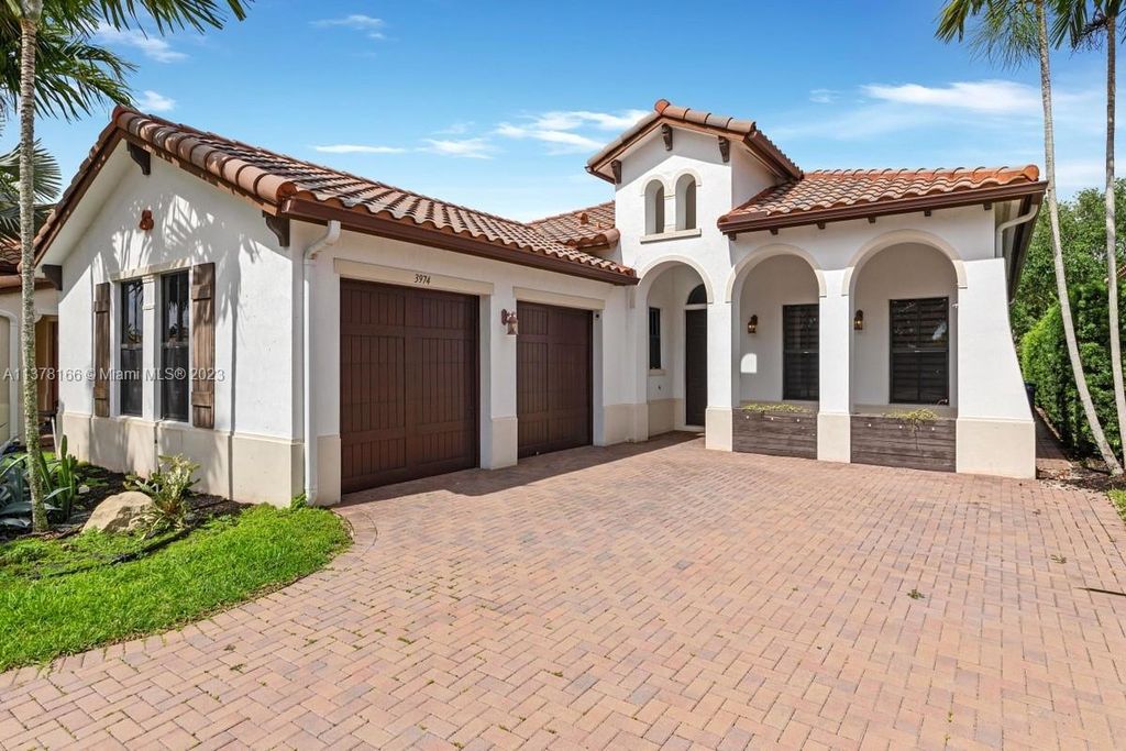 Property photo 1 of 36