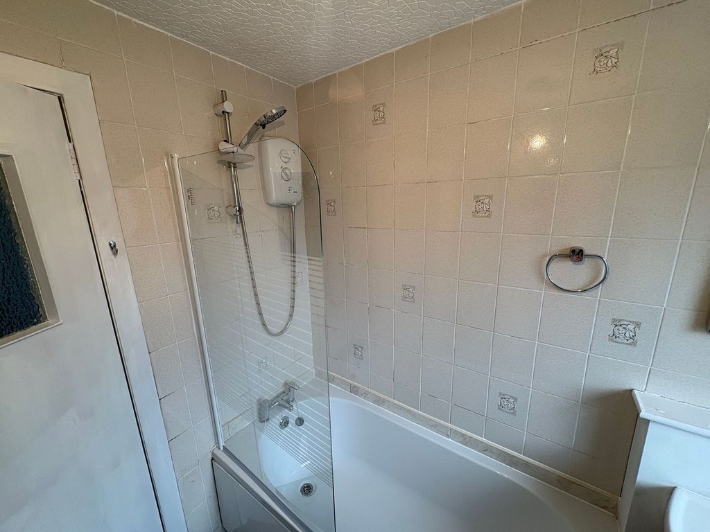 Additional image 11 of 2 bed maisonette to rentBroomlands Street, Paisley PA1