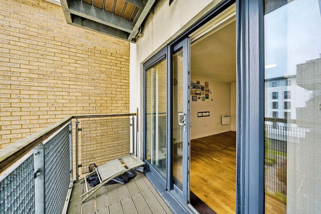 Property photo 2 of 20 Pbox-Img.Jpg