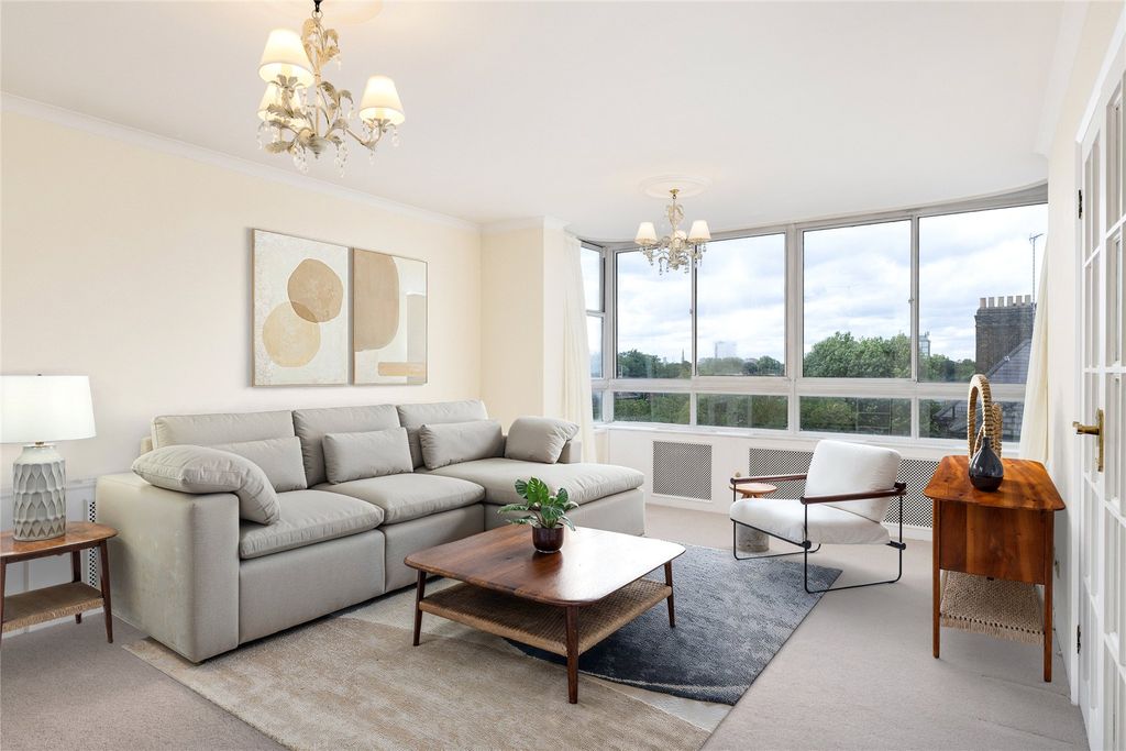 Property photo 1 of 11 Reception