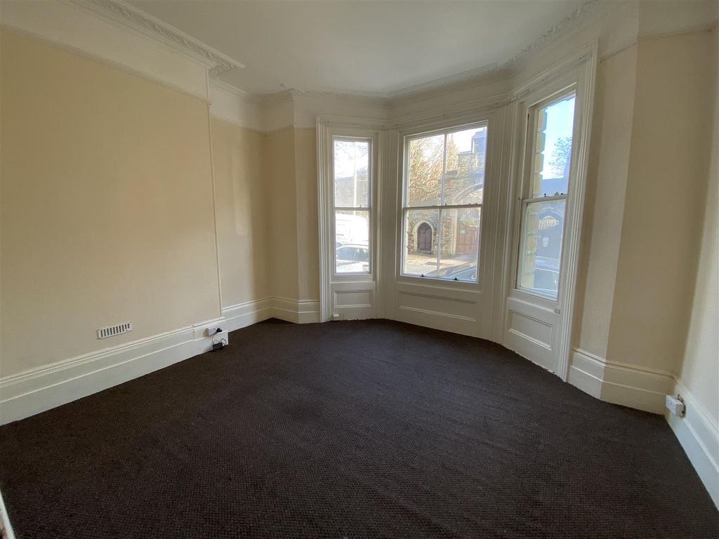 Property photo 2 of 5 1.Jpeg