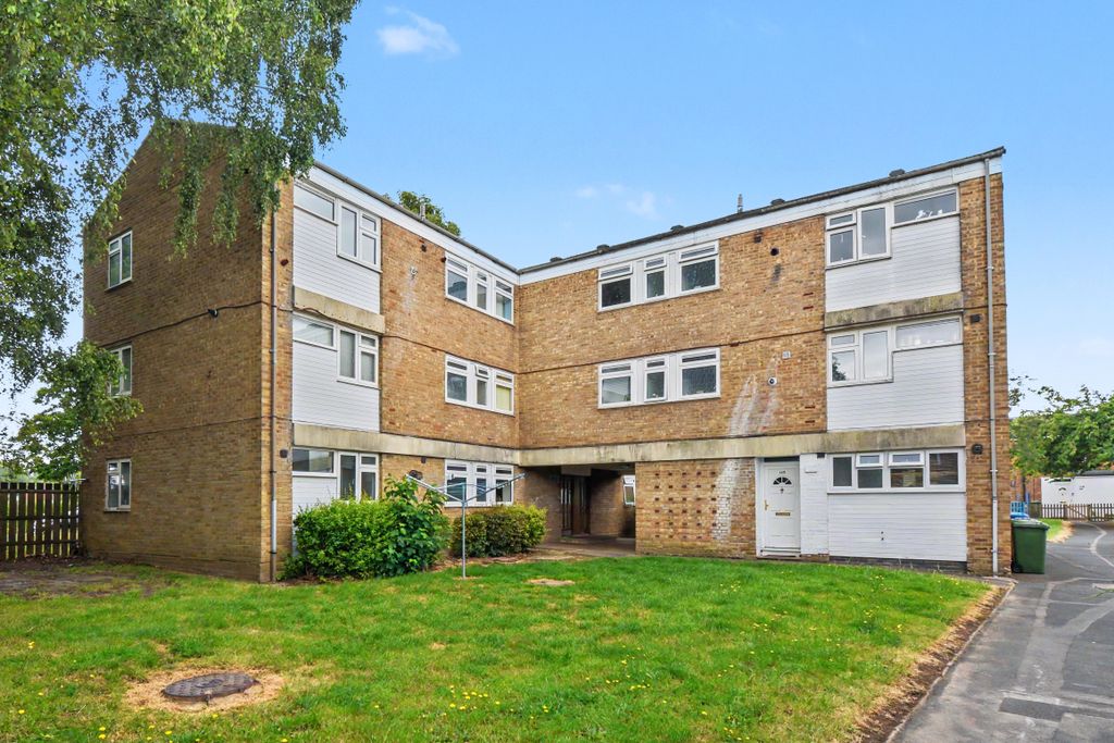 Property photo 1 of 14 153 Holbeck, Bracknell, Berkshire, Rg12 8Xg