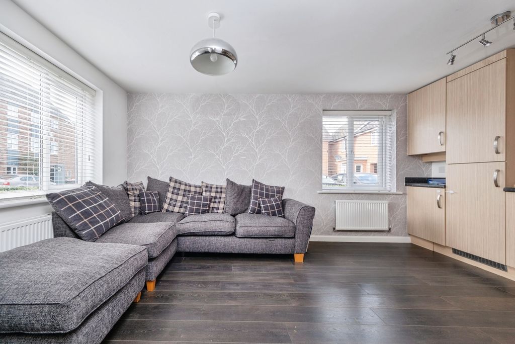 Property photo 2 of 14 Pbox-Img.Jpg