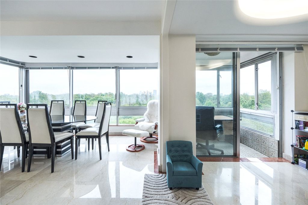 Property photo 1 of 18 Picture No. 08