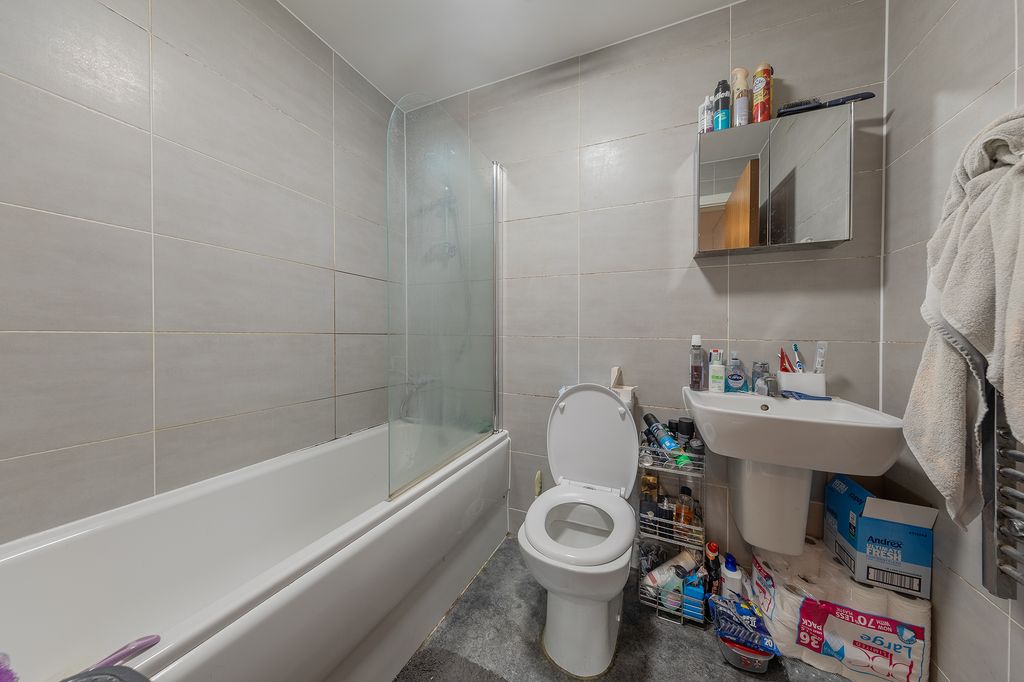 Additional image 7 of 2 bed flat for saleWaterfront West, Brierley Hill DY5