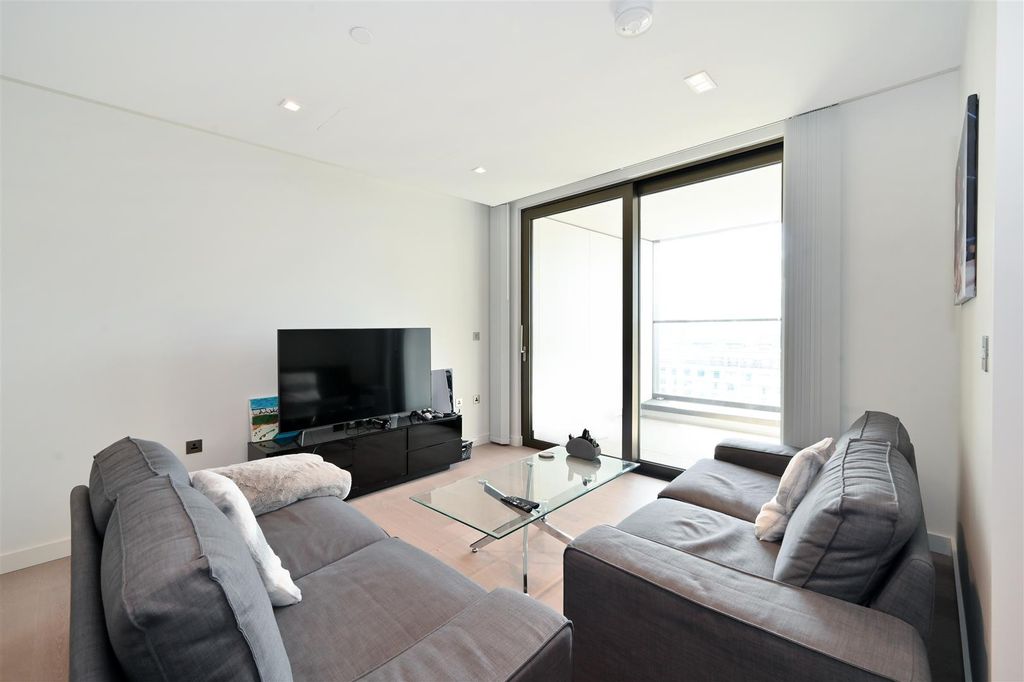 Property photo 2 of 27 1606-Westmark-Tower (1).Jpg
