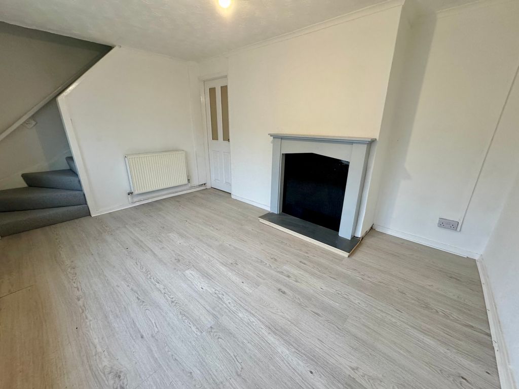 Property photo 2 of 12 Img_3534