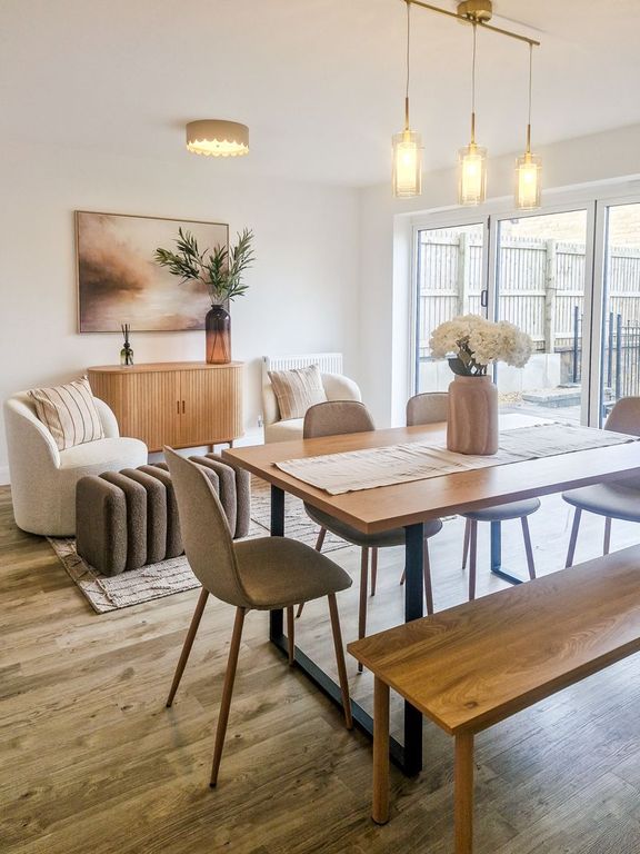 Property photo 3 of 10 Photo 10