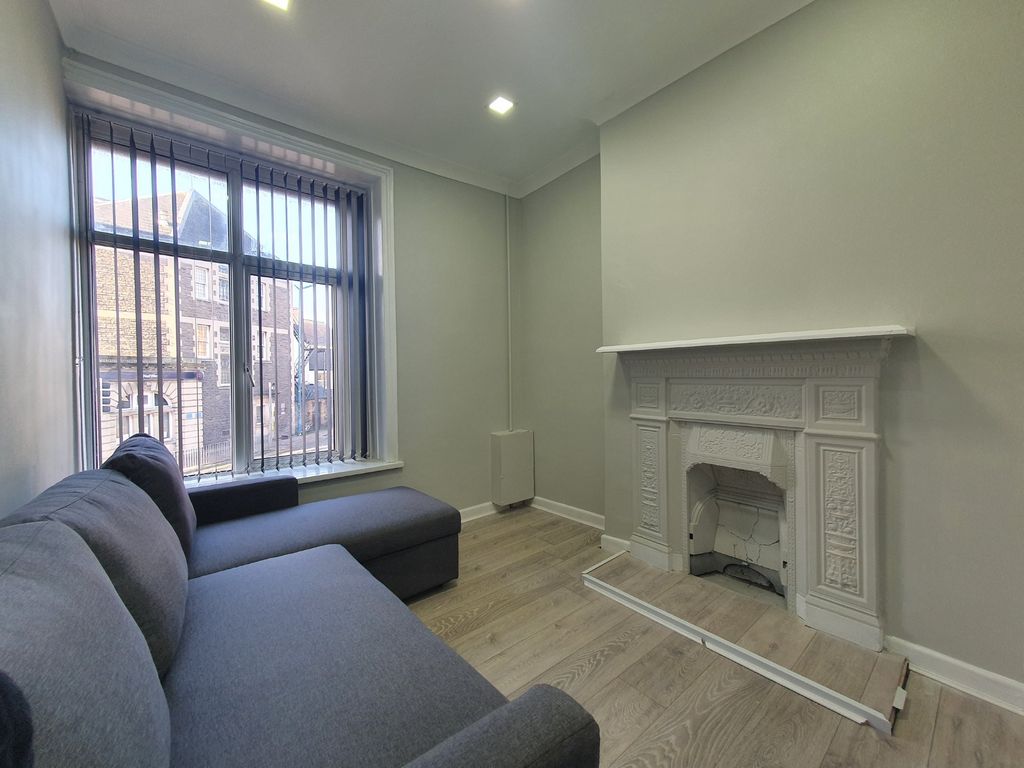 Property photo 1 of 15 1 Bedroom First-Floor Flat To Rent