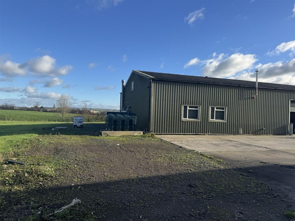 Property photo 3 of 8 Img_3576.Jpeg